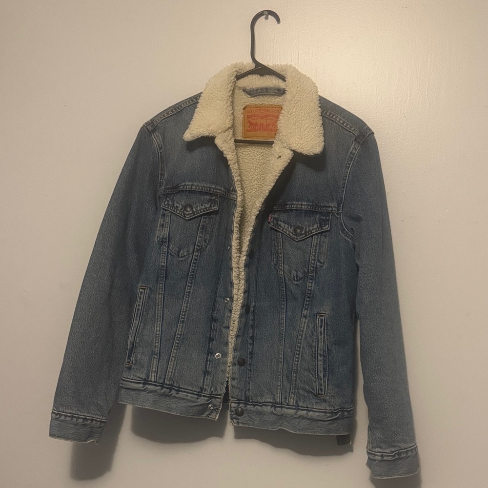 Levi Strauss & CO - Men’s Sherpa Lined Trucker Denim Jacket: Size SM